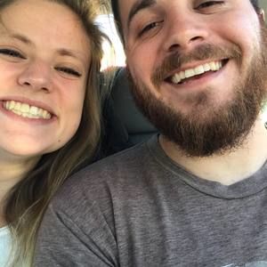 Meet your Posher, Kayla